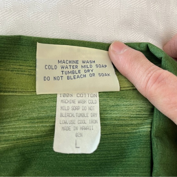 Winnie Fashion Made in Hawaii Men’s Size Large Aloha Shirt - Picture 4 of 5